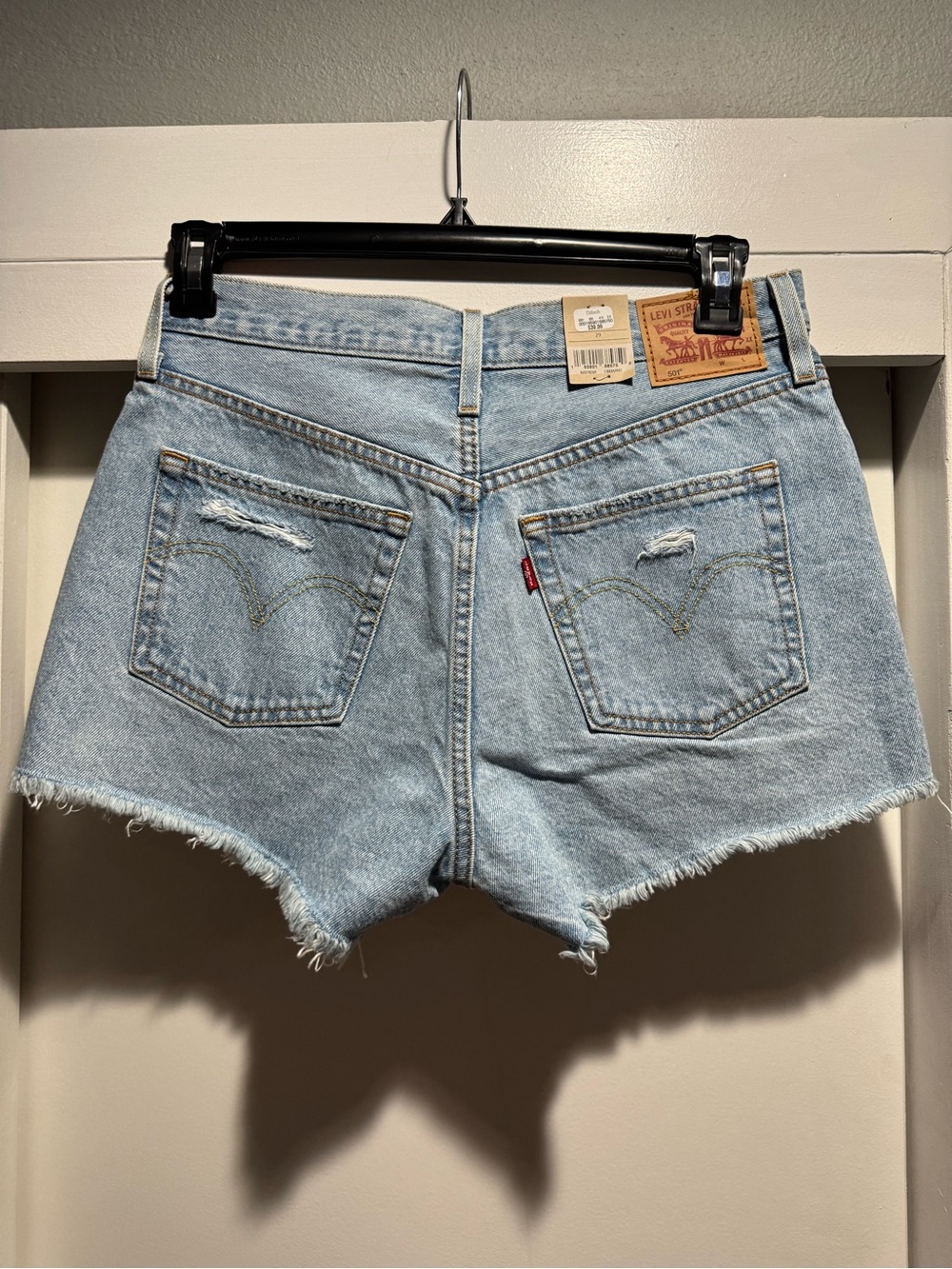 Levi’s ✨NWT✨ 501 Shorts